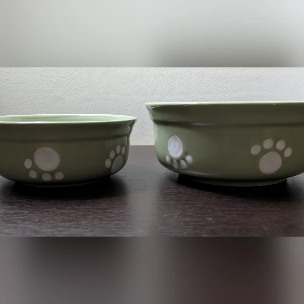 Green Pet Bowls with Paw Print Design